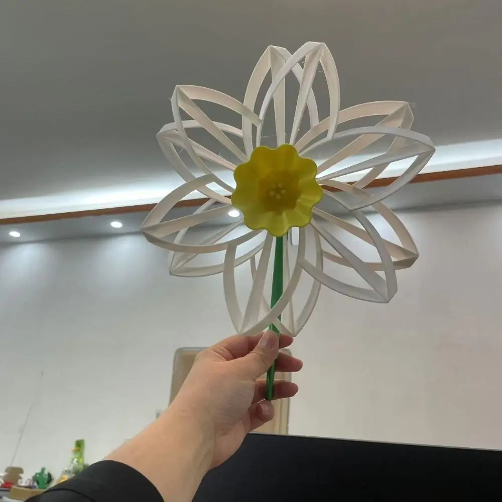 กังหันลมดอกทานตะวันหมุนพร้อมเครื่องประดับกังหันลมนาร์ซิส DIY ที่น่าสนใจของเล่นกังหันลมกลางแจ้งตกแต่งกลางแจ้ง