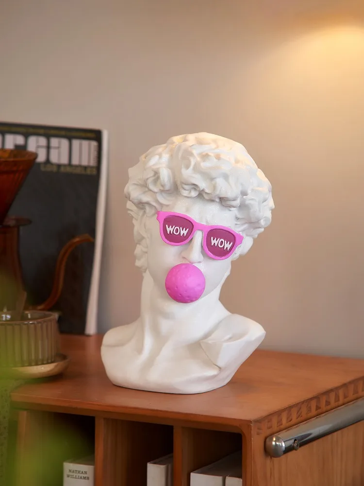 

Creative Fashion David Sculpture Desktop Ornaments Blowing Bubbles Figure Statue Resin Crafts Model Modern Art Home Decor Gift