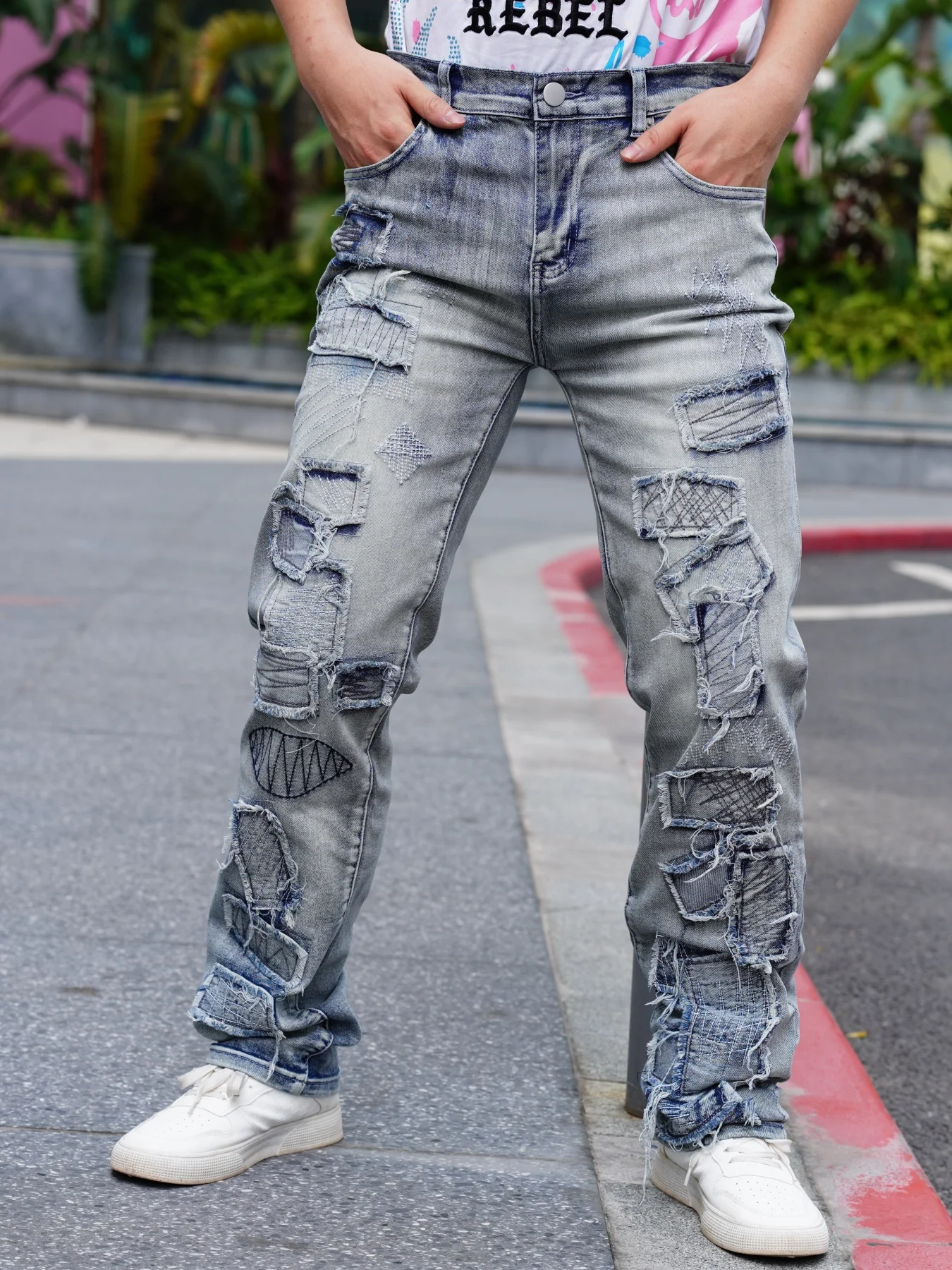 

Classic Men's Jeans Straight Leg Style With Checkered Patterns Waist Cinched And Wide Leg Design Comfortable And Breathable