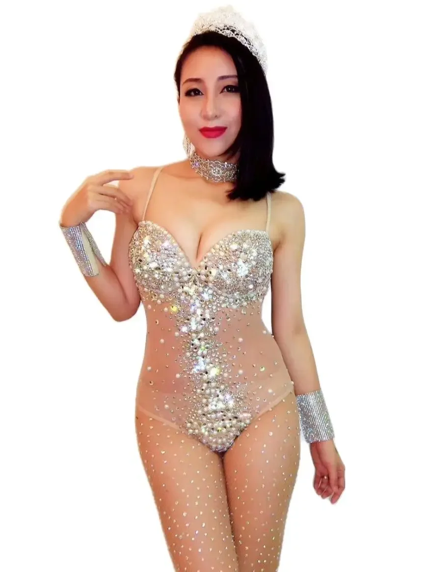 

Черный прозрачный боди с блестящими стразами для ночного клуба, сексуальный сетчатый комбинезон с открытой спиной цвета кожи, женский сценический костюм певицы для взрослых