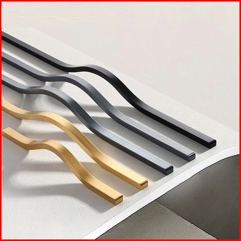 

Light Luxury Gold Cabinet Handle, Modern Simple High-end Curved Door Handle, Wardrobe Door, Shoe Cabinet Drawer Furniture Handle
