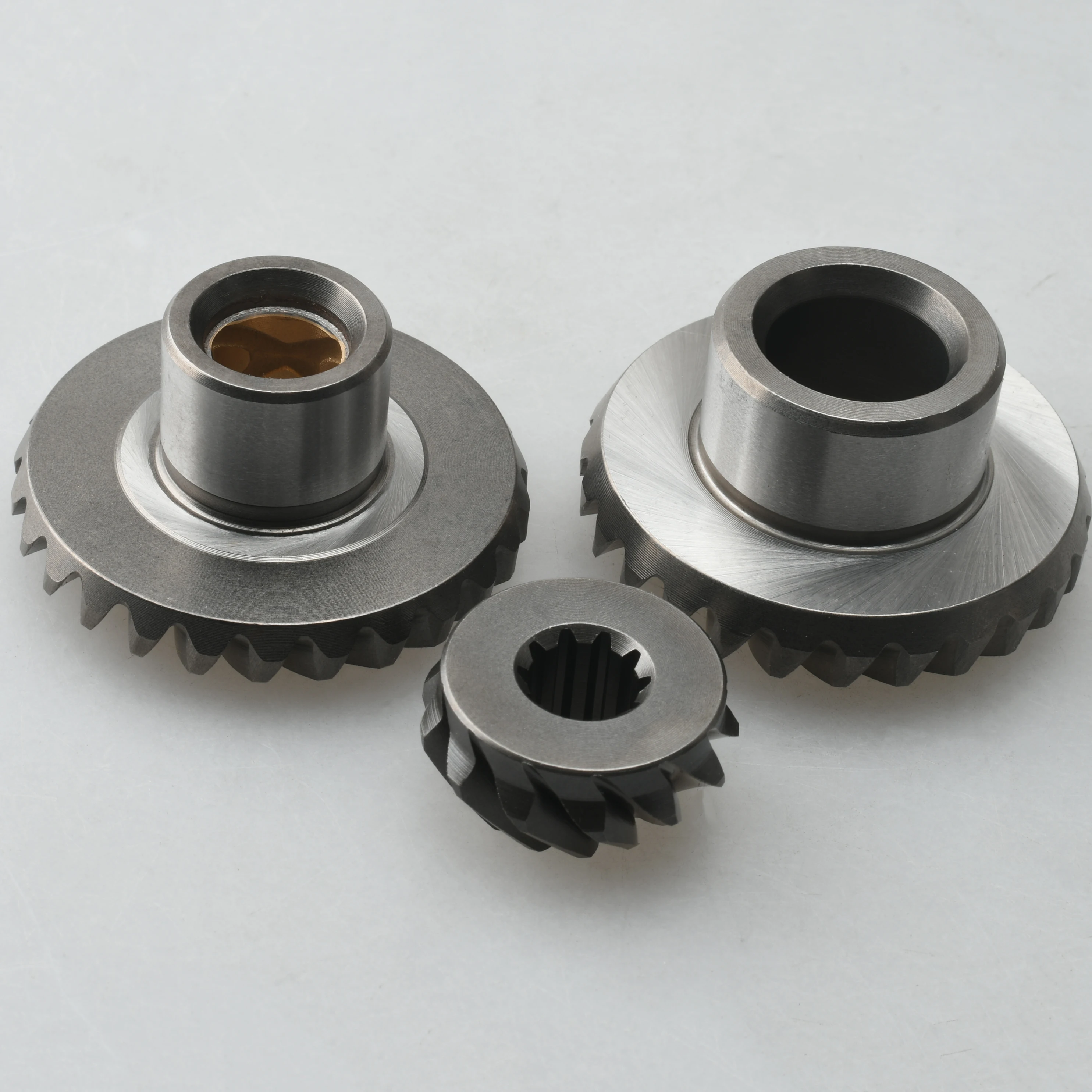 

43-821924 43-821925 43-821926 Комплект шестерен для подвесного мотора MERCURY MERCRUISER 2T 8-15HP 43821924 438219251 43821926