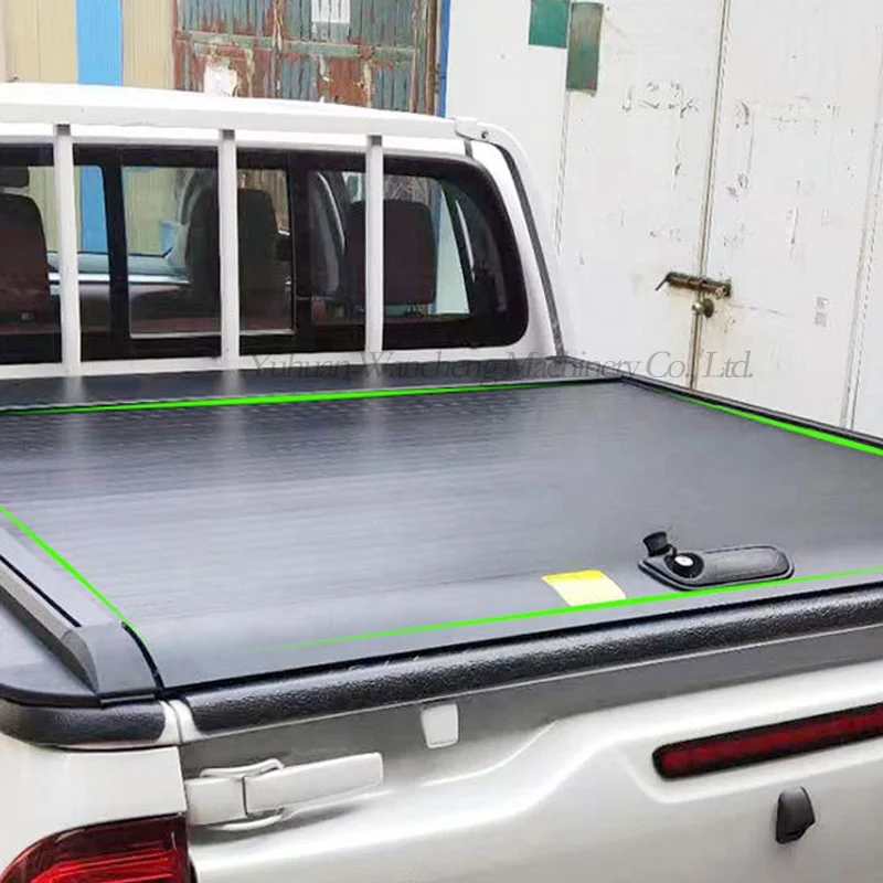 Auto Parts Retractable Truck Bed Solid Bed Covers Aluminium Alloy Roller Lid Pickup Truck Trunk Lid For Toyota Hilux