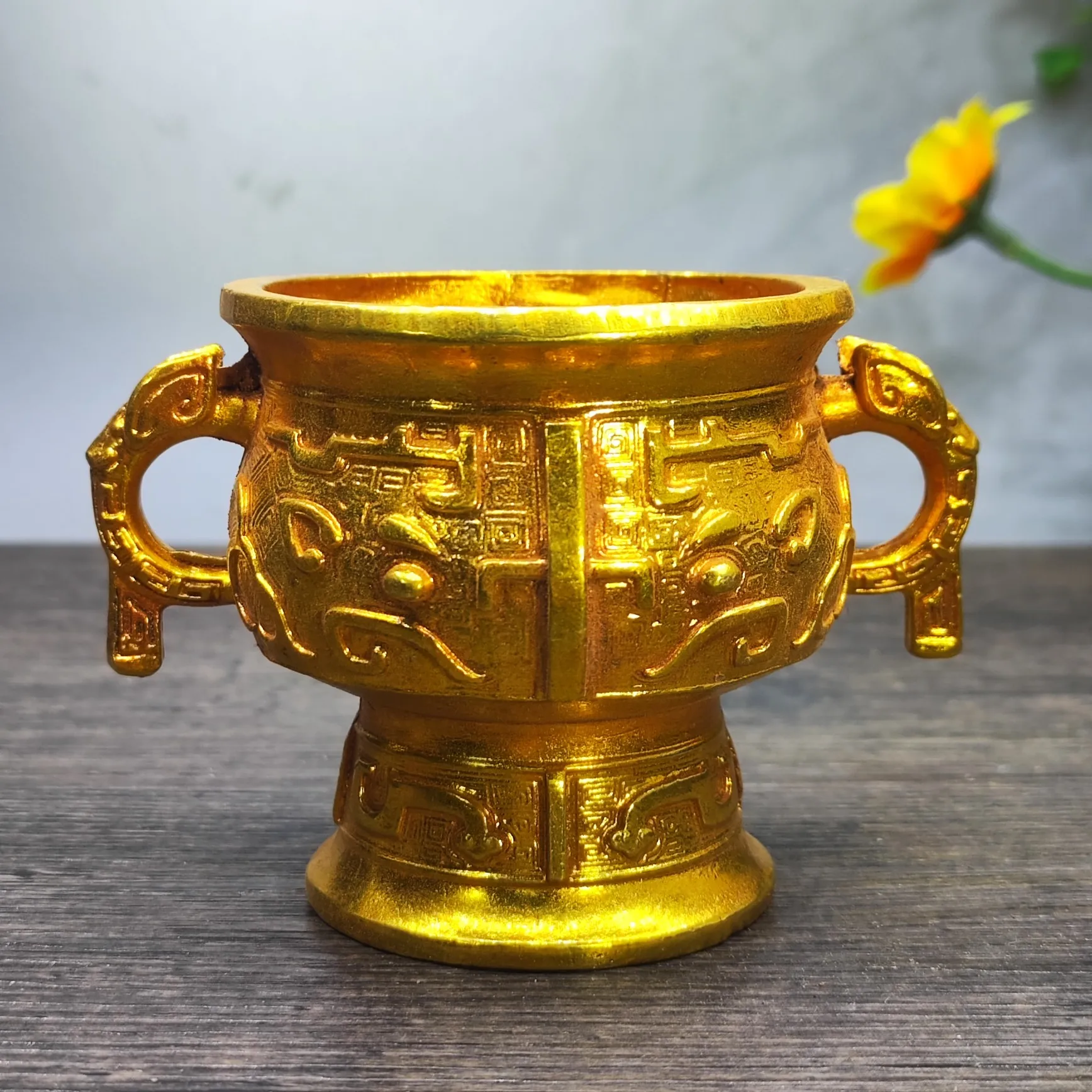 65MM Gilded Double Eared Beast Cup, weighing approximately 350g