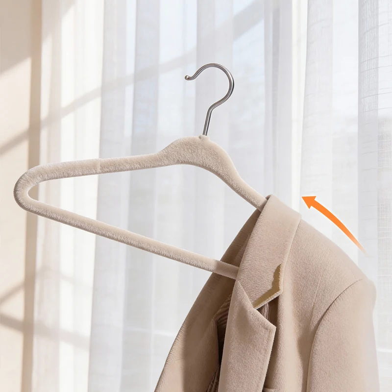 

5Pcs Wide Shoulder Flocked Velvet Hangers Seamless Non-Slip Flocking Clothes Hanger Household Wardrobe Closet Organizer for Coat