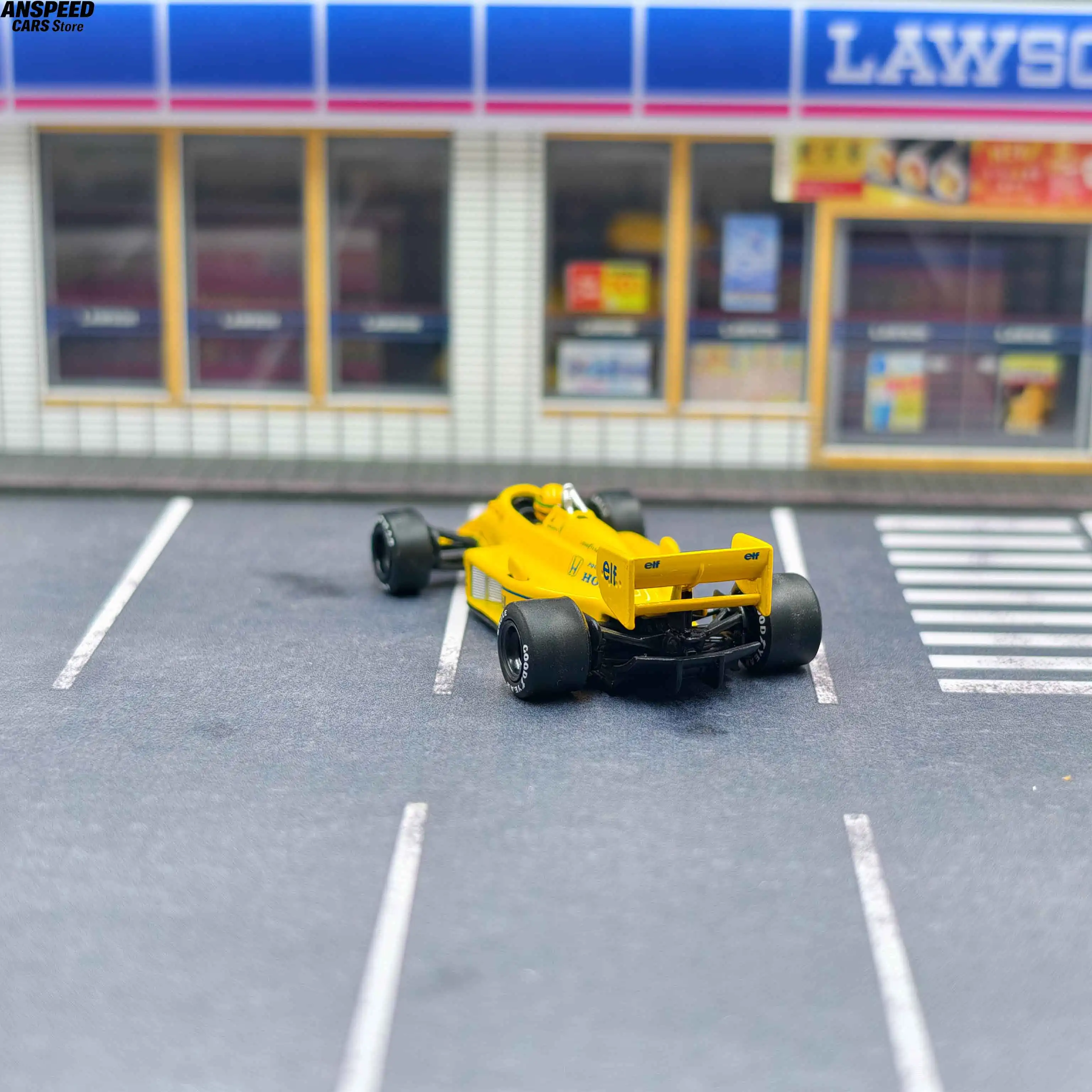 MINI GT 1:64 Lotus 99T #12 Ayrton Senna 1987 Monaco F1 Grand Prix Winner Diecast Collectible Model Car Limited Edition MGT01088. view 6