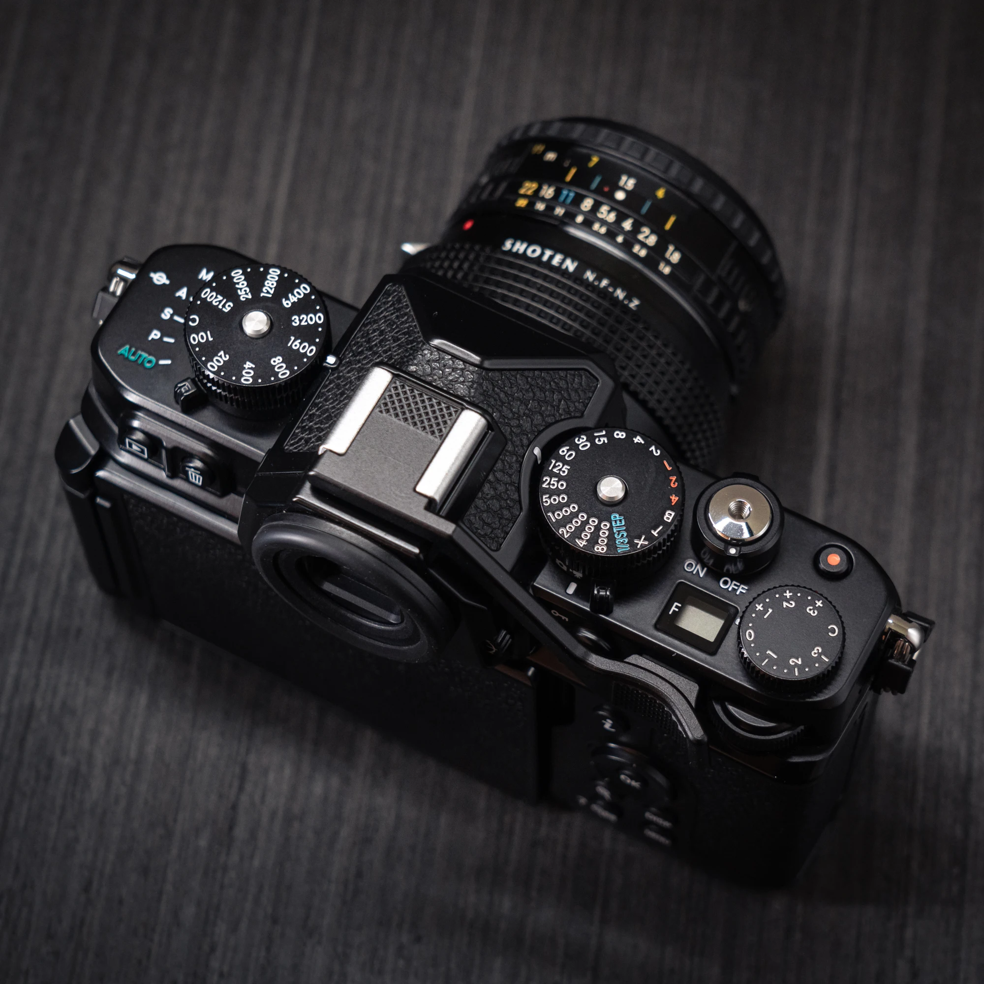 Aluminium-Metall-Handgriff mit Daumenaufnahme für Nikon ZF Kamera – Detail 9