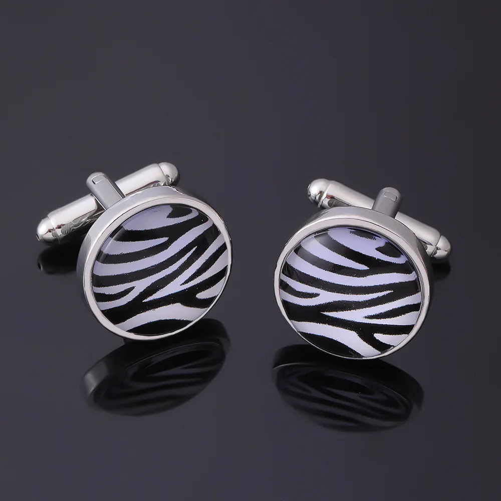 2 Stück Kreative Manschettenknöpfe mit Zebrastreifen für Herren, Französische Legierung, Personalisierte Manschettenknöpfe, Geschenke für Geburtstagsfeiern und Hochzeiten 2025 – Detail 3