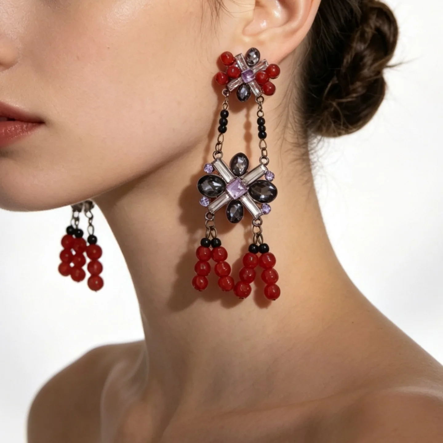 Temperament red beaded fringed stud earrings retro flash diamond crystal earrings medieval court stud earrings light luxury high