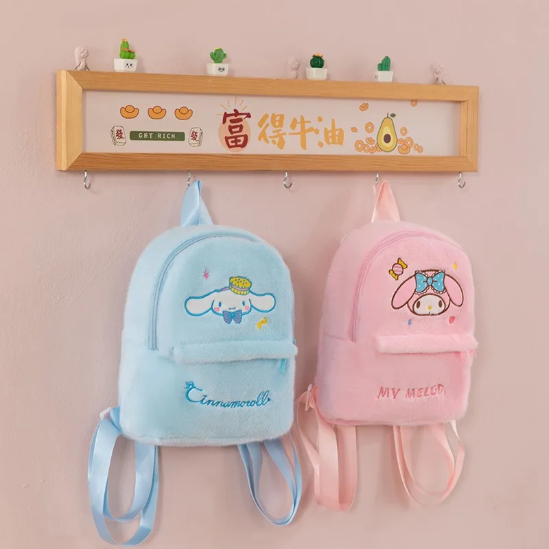 サンリオハローキティぬいぐるみバッグかわいいシナモロール漫画バックパック収納メッセンジャーバッグクロミット人形ダブルショルダー通学