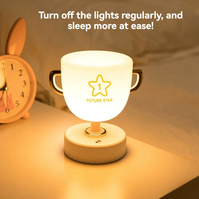 ABNO-LED Lampada trofeo per bambini Portapenne per apprendimento Lampada da comodino per camera da letto per bambini Regalo di compleanno Luce notturna