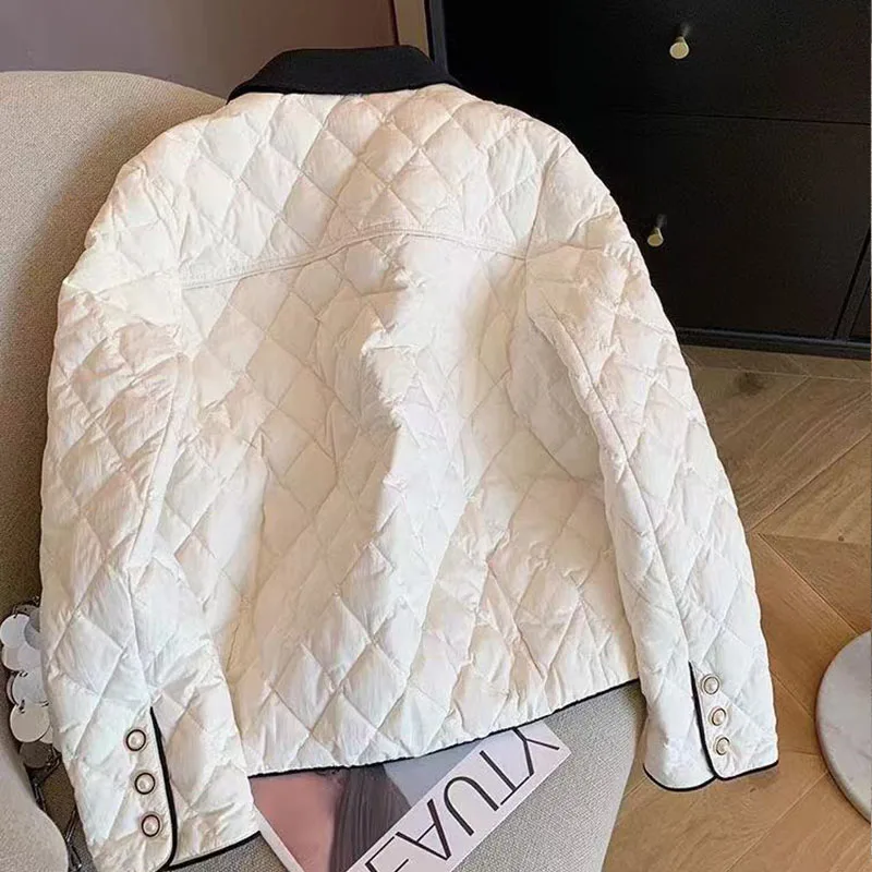 เสื้อแจ็คเก็ตผ้าฝ้ายลายตารางเพชรคอปกฝรั่งเศสสำหรับผู้หญิง สไตล์ฤดูใบไม้ร่วงและฤดูหนาว มีสไตล์ หลวมและกระชับสัดส่วน เสื้อแจ็คเก็ตอุ่นๆ