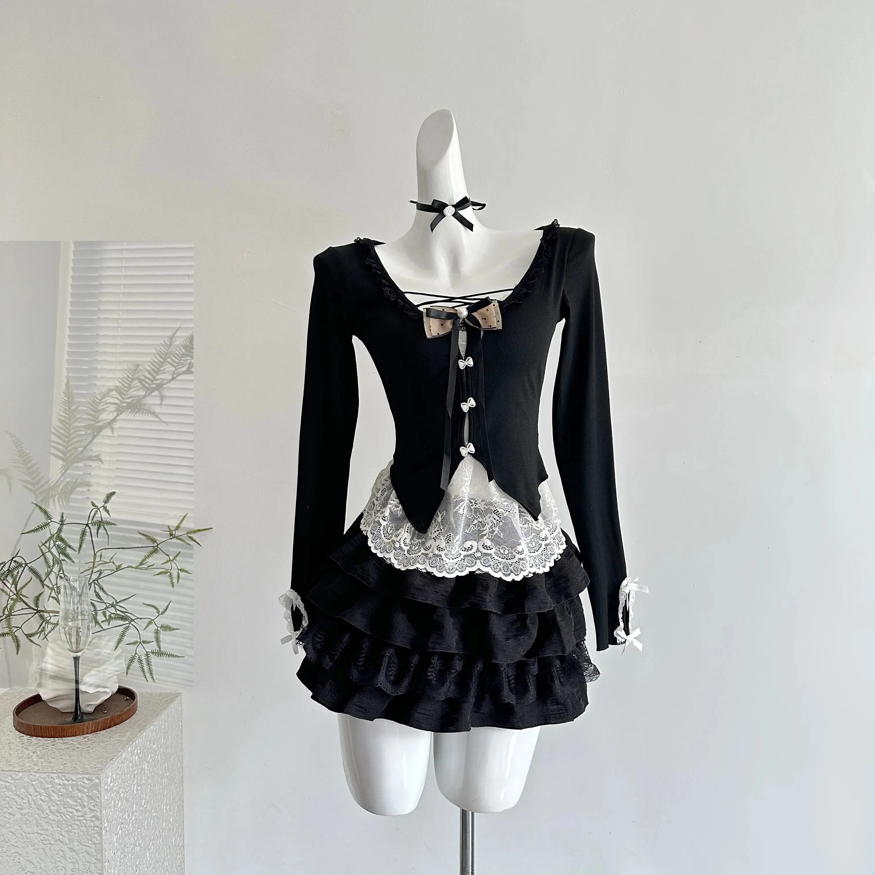 

Японское милое платье Лолиты, комплект из 2 предметов, кружевная футболка в консервативном стиле с длинными рукавами и бантом, круглым вырезом, рюшами, каваилла, свободная складная футболка, осень 2023 г.