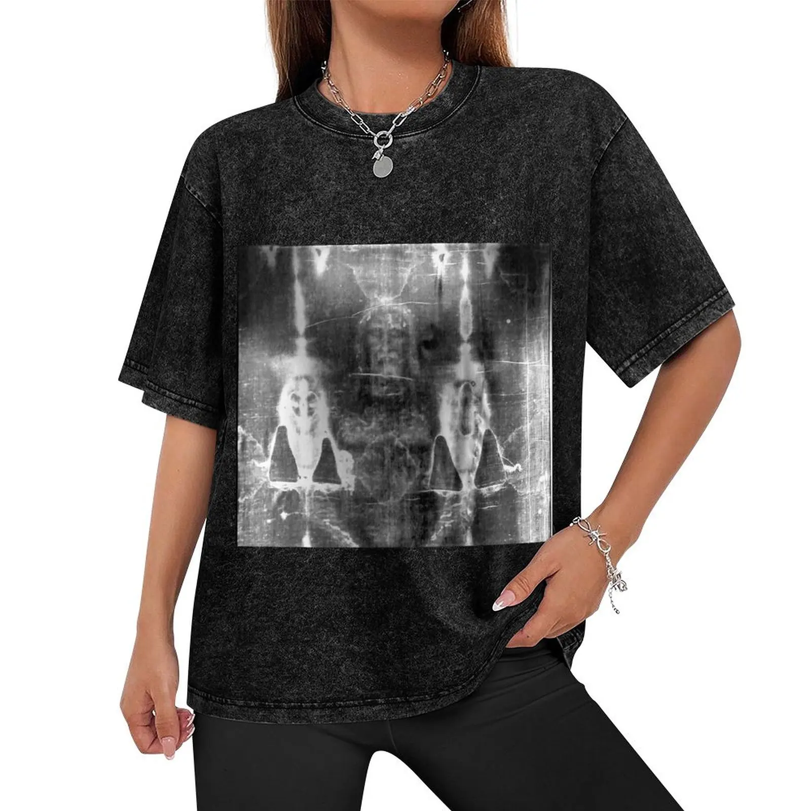 Easter: Holy Face of Jesus negative of the shroud of Turin T-Shirt shirts graphic gifts for boyfriend compression shirt men