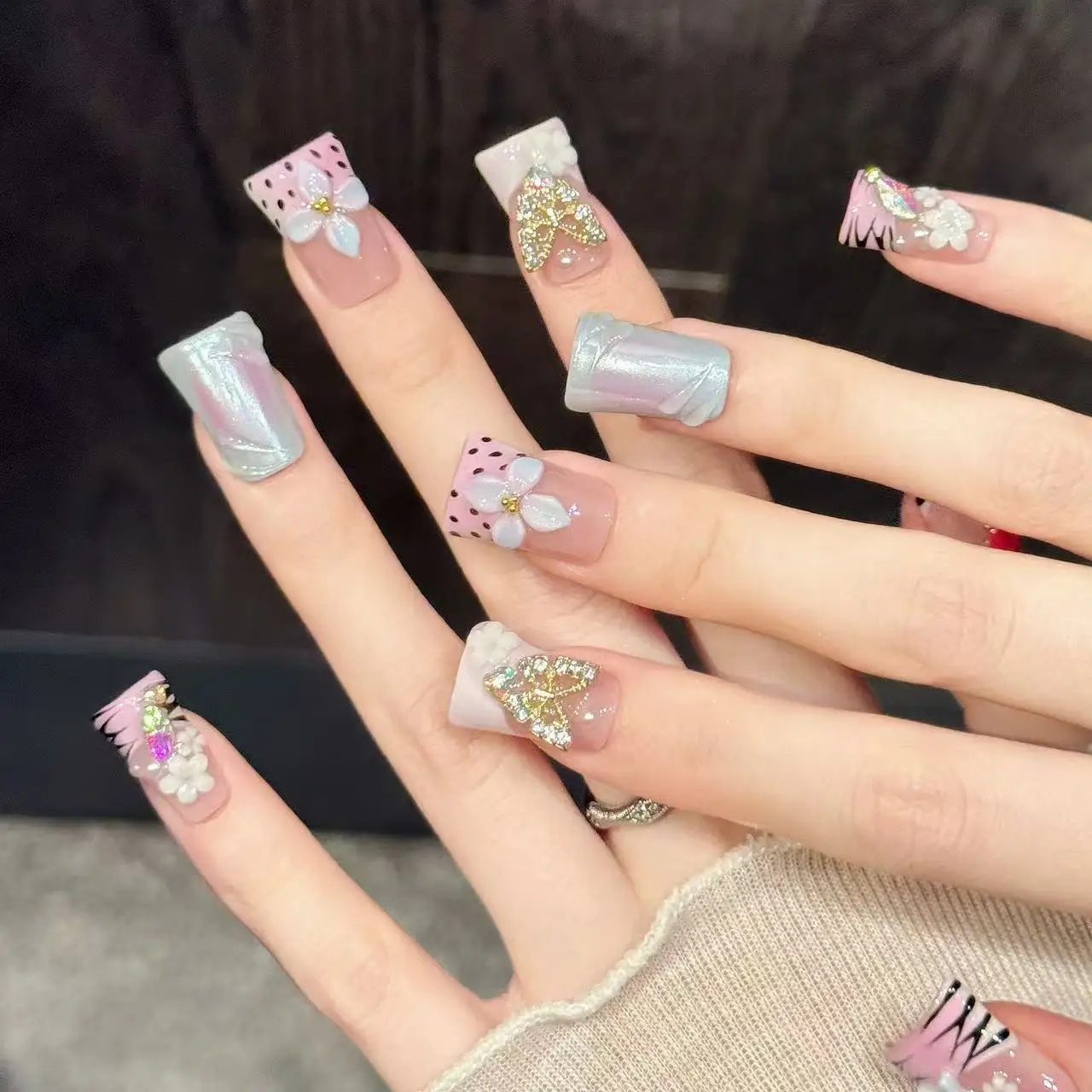 10PCS Duck Handmade Press On Nails,Fresh And Sweet French Style,Suitable For Festivals Parties And Daily Wear.