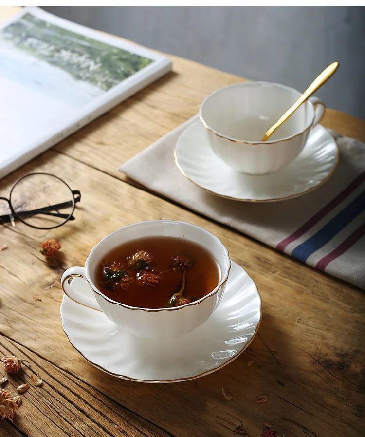 

Английская чашка для послеобеденного чая, кофе и блюдо, ресторан на новоселье, костяной фарфор, свадебный подарок, ручная роспись, золото, западный стиль