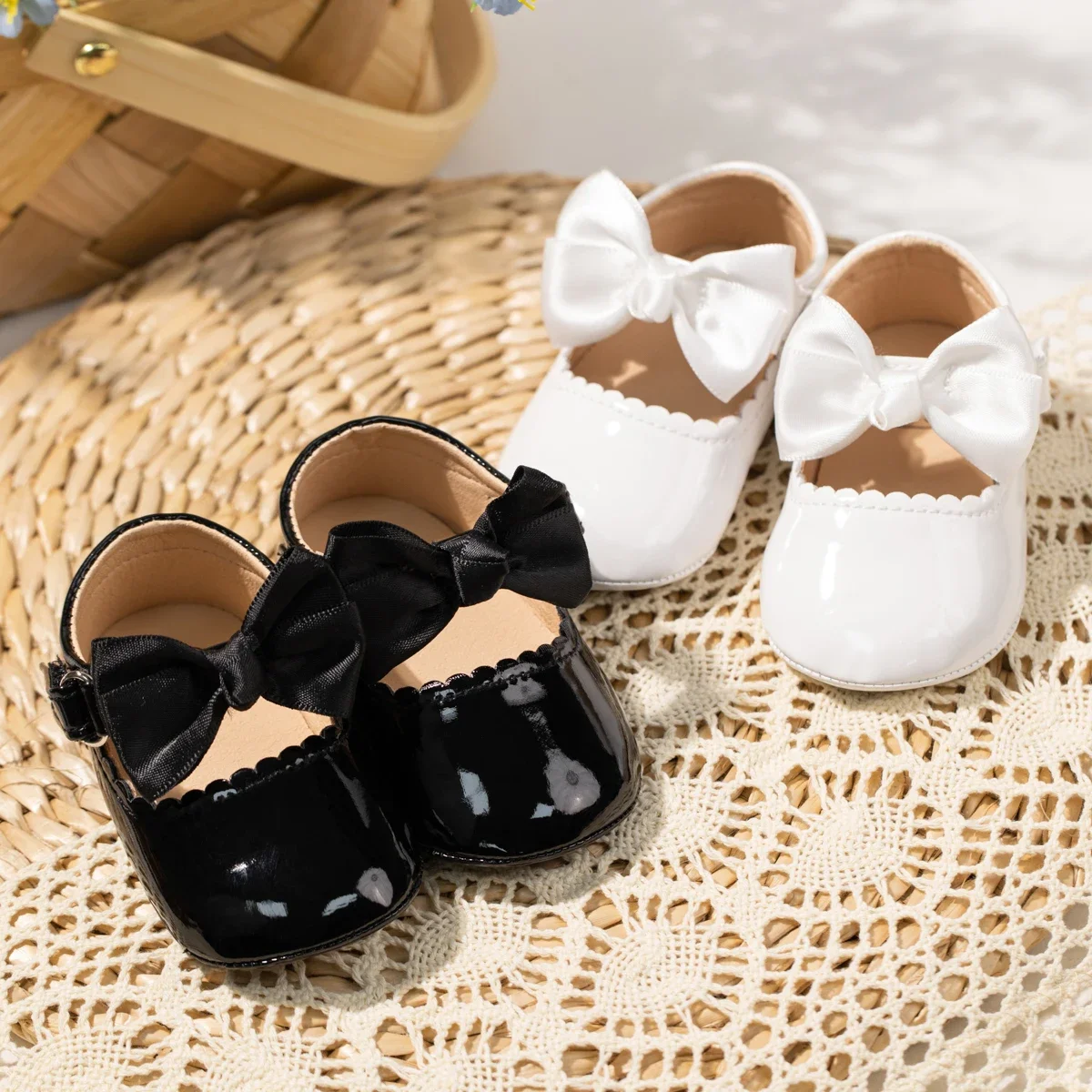 

Baby Girls Shoes Classic Bowknot Toddler PU Dress Shoes Rubber Sole Anti-slip Newborn First Walkers Crib Shoes Moccasins