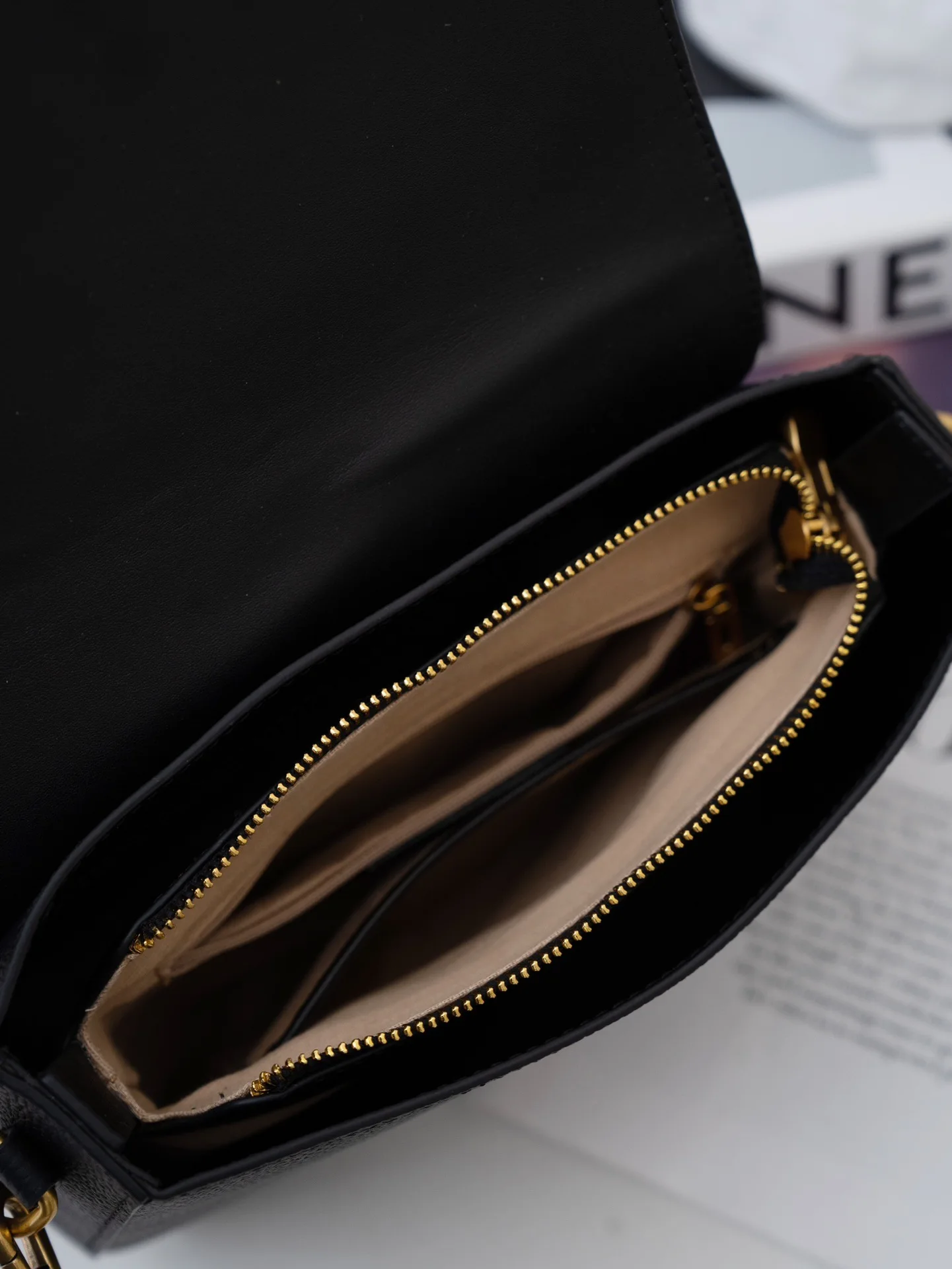 Women's Luxury Togo Leather Convertible Bag - Dual Strap Crossbody & Shoulder Purse for Everyday
