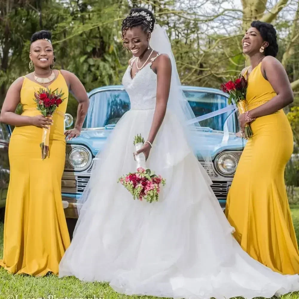 Customized African Black China Factory New Arrival A Line Women Sexy V Neck Backless SLace Tulle White Wedding Dresses