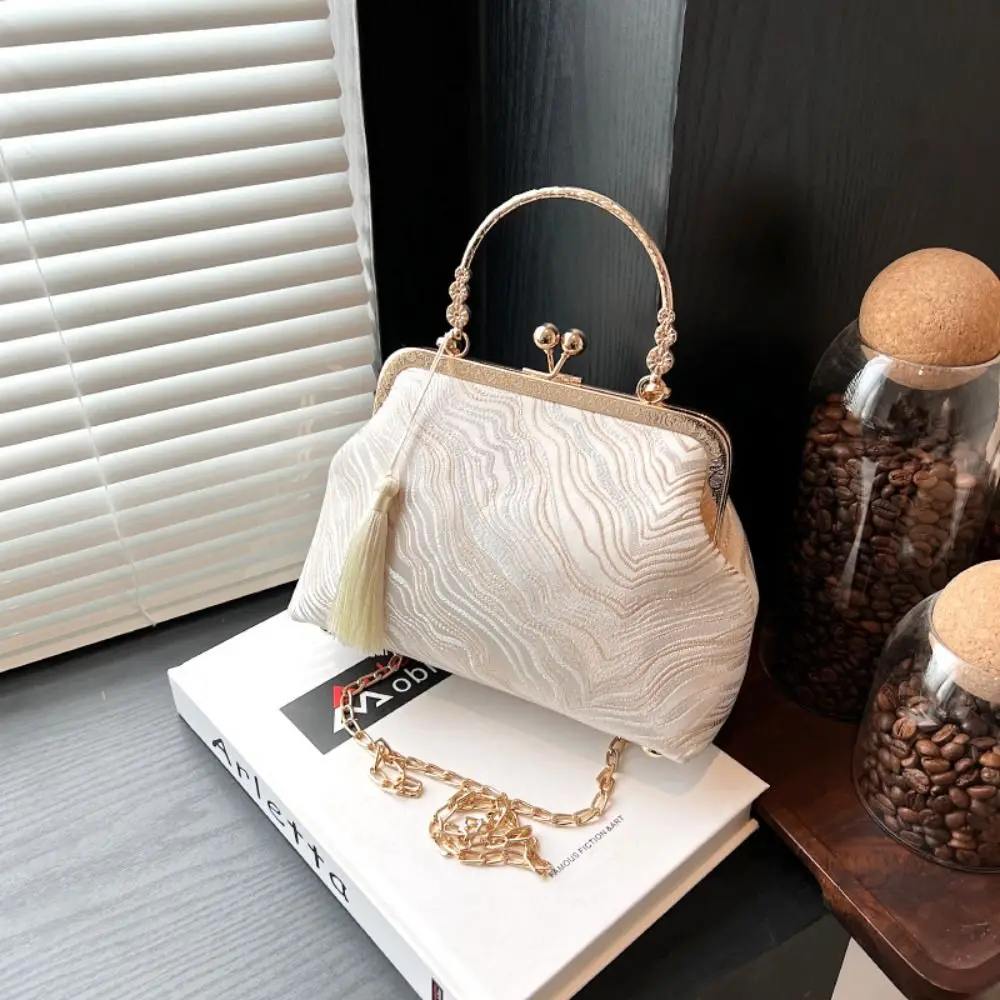 Silk cloth Chinese Style Handbag Fashion Elegant Chinese Style Women\'s Bag White Tassel Shoulder Bag