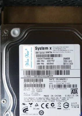 

Для сервера 250G 7,2 K SATA 3,5 дюйма 43W7757 42C0543 43W7754