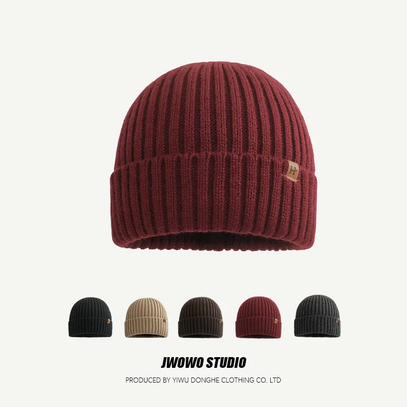 Winter Letter Leather Label Woolen Knitted Cap Neutral Outdoor Mountain Climbing Cycling Woolen Cap Casual Warm Pullover Cap
