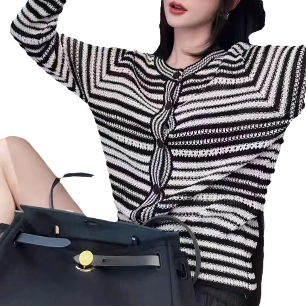 

-Inspired Black Striped Cardigan Short round Neck Slimming Trendy Top Autumn/Winter New Style for Women