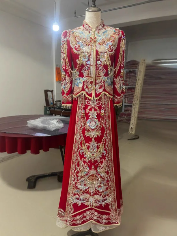 

Новинка 2025, китайская пара, винтажный воротник-стойка, Cheongsam, тост, одежда, костюм, свадебное платье с вышивкой дракона и феникса