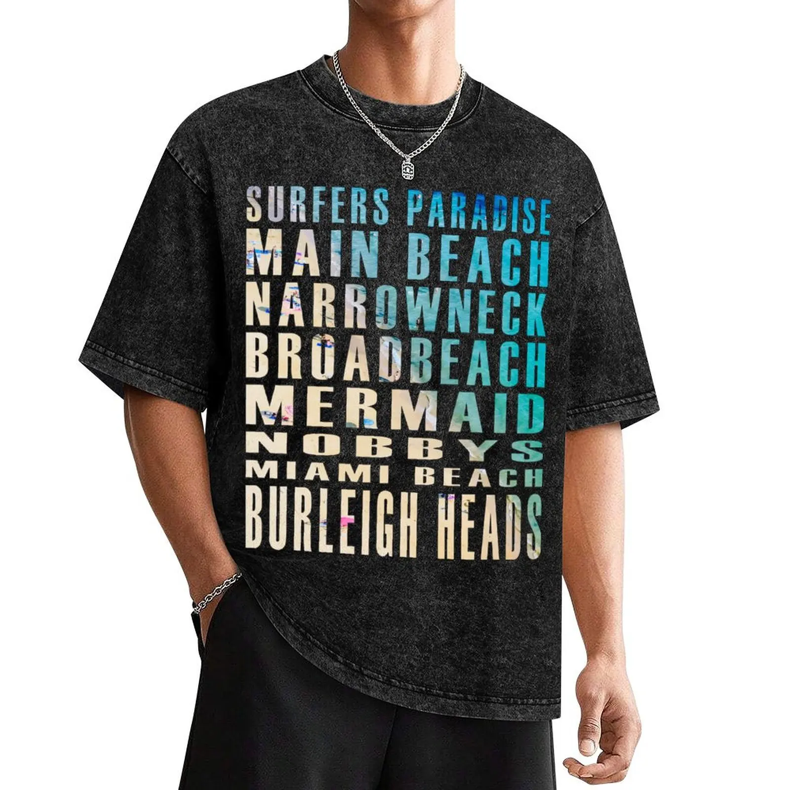 

Gold Coast Beaches Surfers Paradise,Main Beach, Narrowneck, Broadbeach, Mermaid, Nobbys,Miami,Burleigh Heads T-Shirt