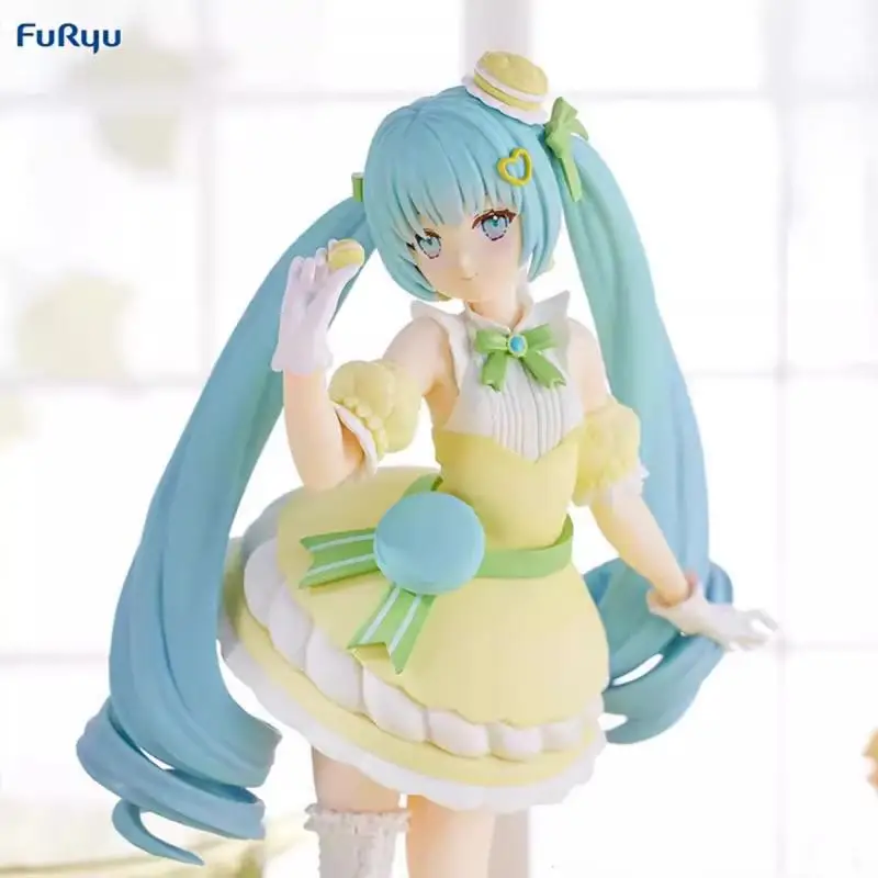 Original FuRyu Exceed Creative Hatsune Miku Macaroon Citron PVC Anime Figure Action Figures Model Toys