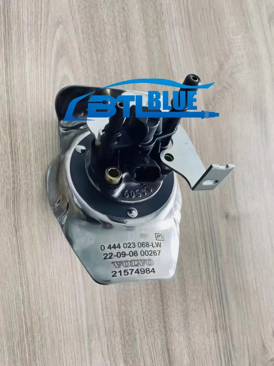 21574984 High quality Urea Fluid Injector Dosing Module for VOLVO