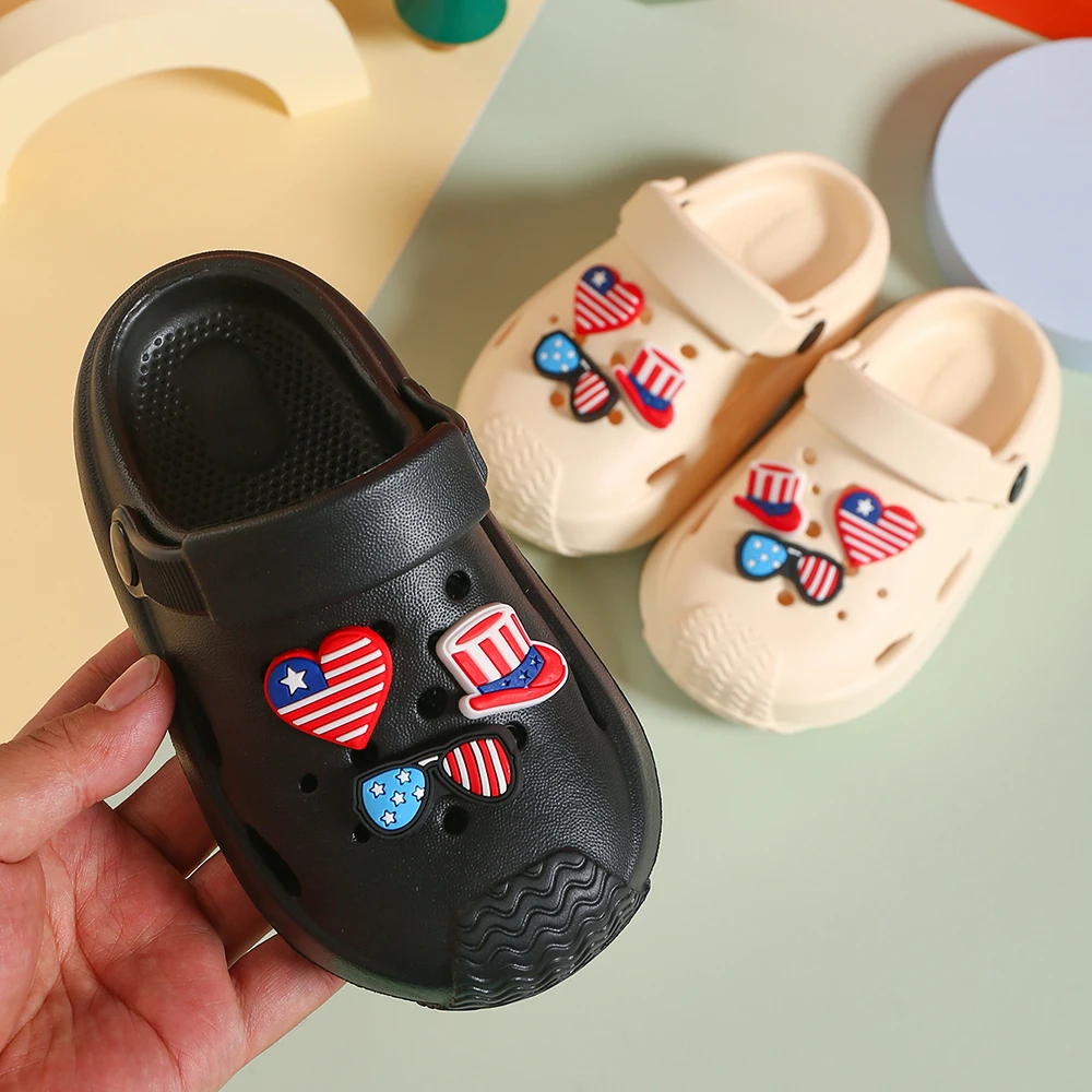 New Summer Children's Non-Slip Slippers Handmade DIY Hole Shoes Cute Cartoon Beach Shoes for Girls and Boys