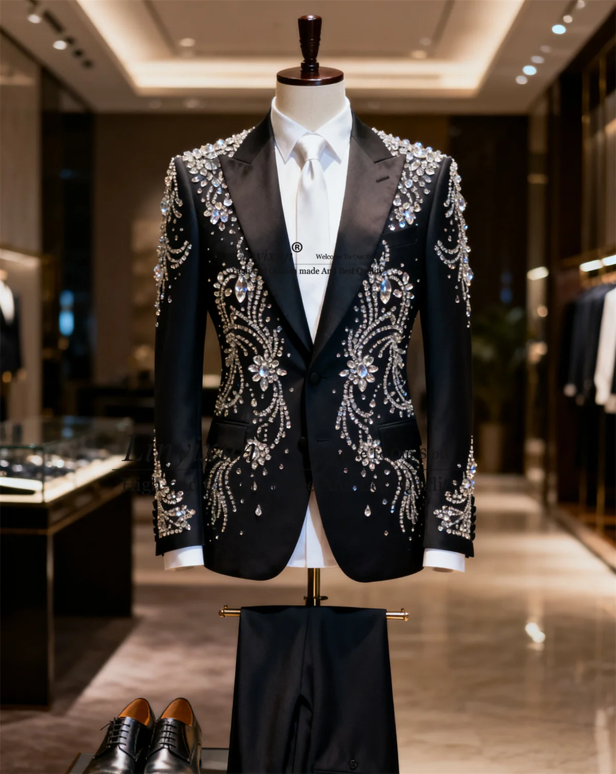 

High End Ornament Crystals Men Suits Peaked Lapel Costume Homme 2 Pieces Sets Party Groom Blazers Customized Slim Wedding Tuxedo