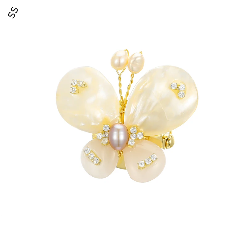 

Korean Style of The New Corsage Handmade Jewelry Shell Crystal Inlaid Zircon Butterfly Pearl Fashion Brooch Accessorie