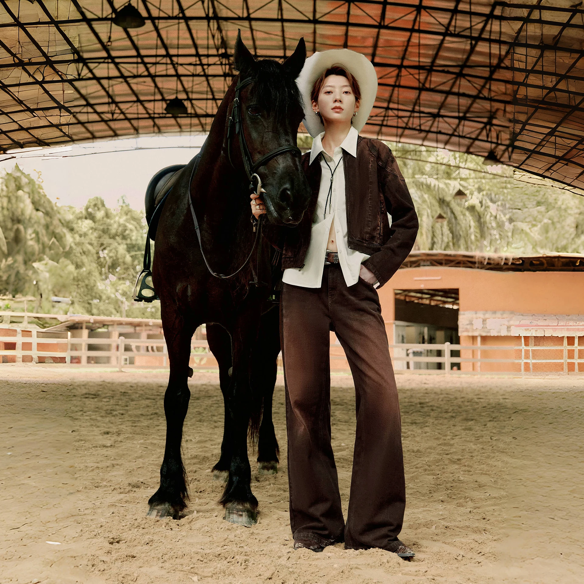 TOYOUTH جينز نسائي متوهج 2025 شتاء جديد سروال متوهج نحيف متوسط الارتفاع #2