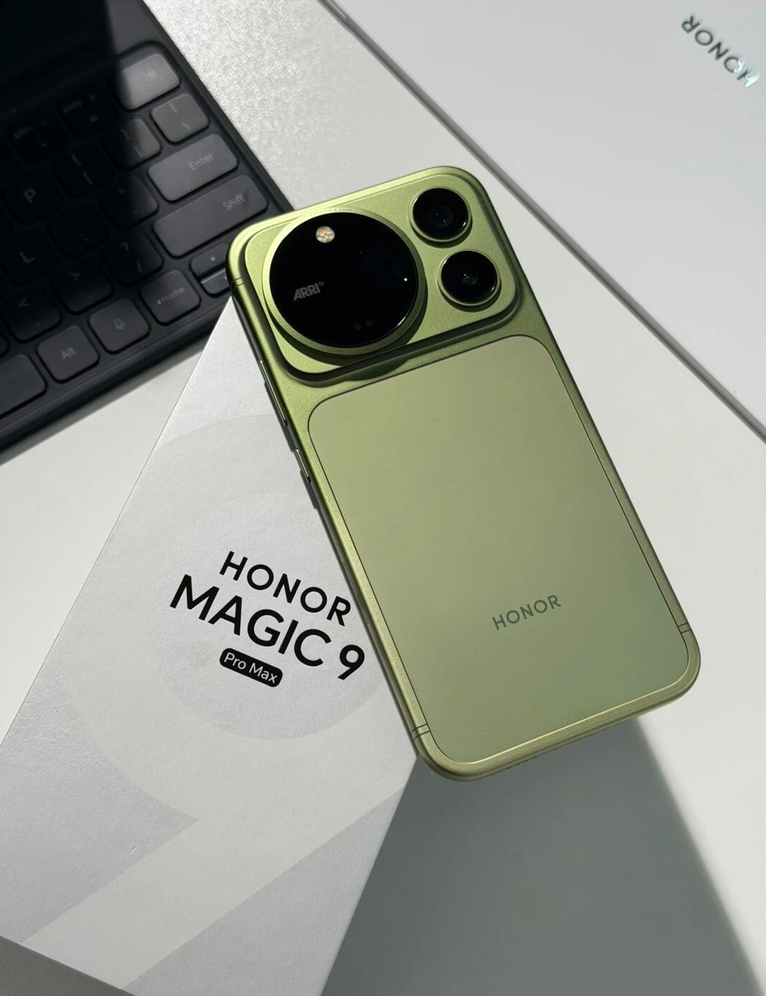 Honor magic9 Pro MAX 5G Snapdragon 8 Elite Extreme Gen6 ARRI 200MP Camera 100W Charger 8800mAh Google 6.8" Honor magic 9 Pro MAX