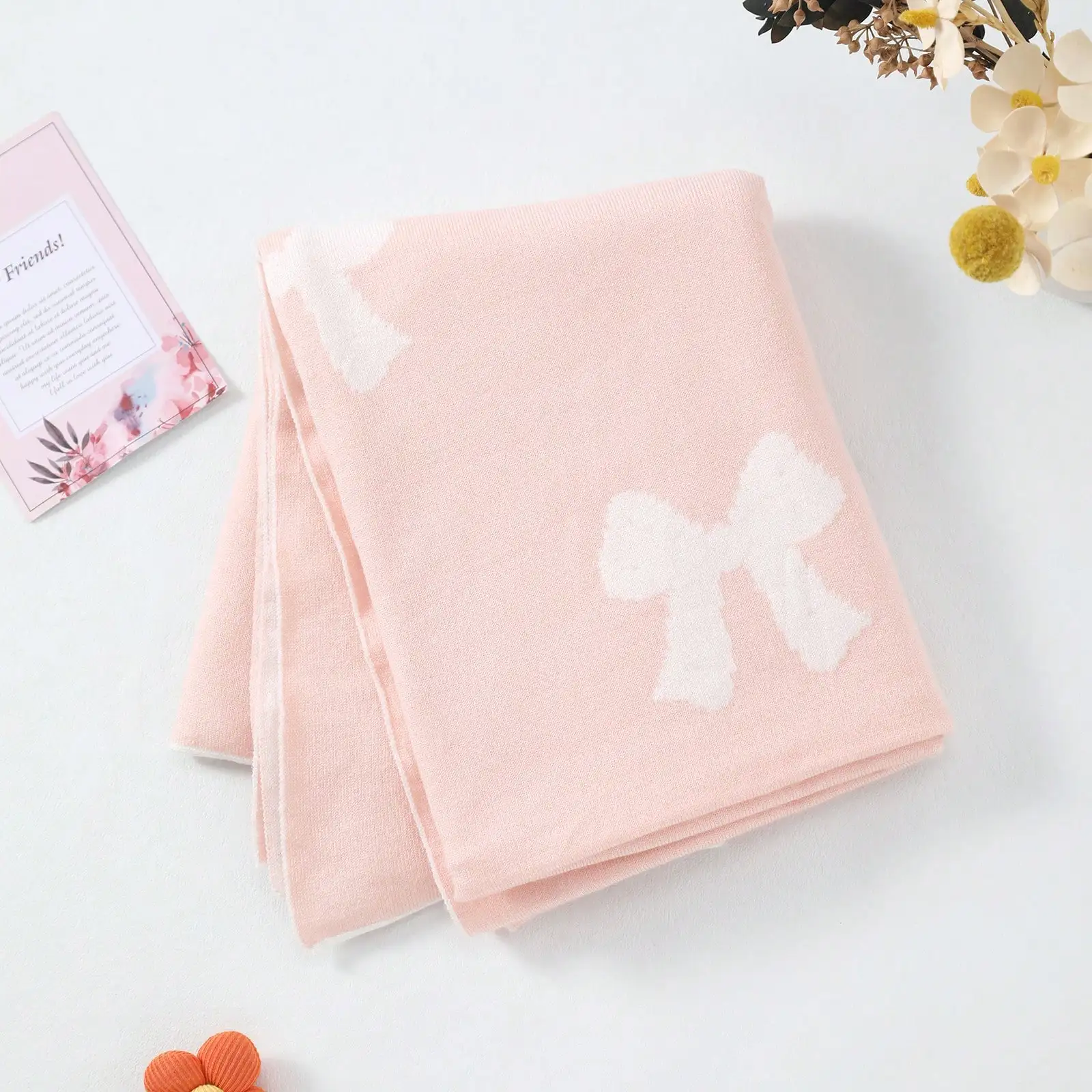 

A Simple Knitted Blanket Suitable for All Seasons, Perfect for Everyday Use or as a Small Quilt or Throw Blanket