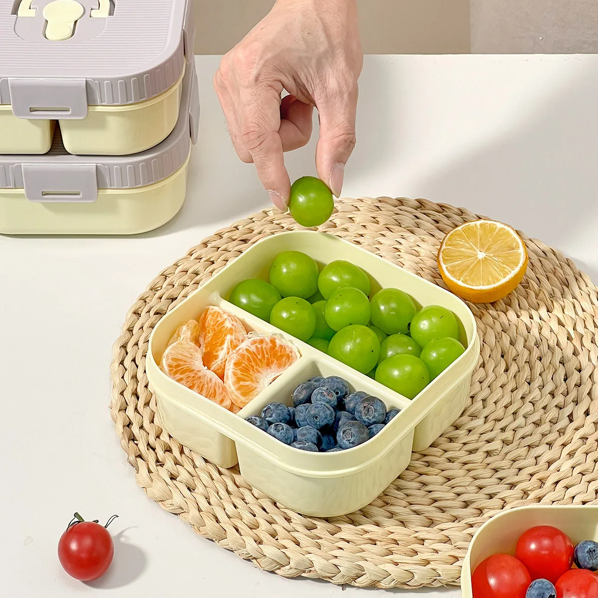WORTHBUY Tragbare Kunststoff-Lunchbox mit Fach, mikrowellengeeignet, Obstsalat-Lunchbehälter, für Kinder, Studenten, auslaufsichere Bento-Box – Detail 4