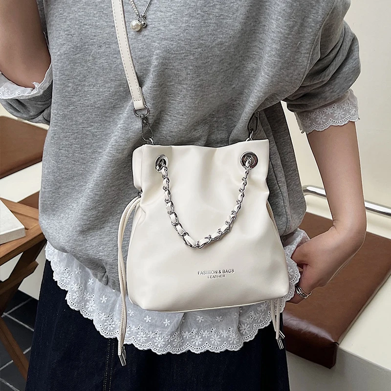 

Chain Leather Bucket Bag for Women Summer New Korean Drawstring Solid Crossbody Bag High End Rectangle Commute One Shoulder Bag