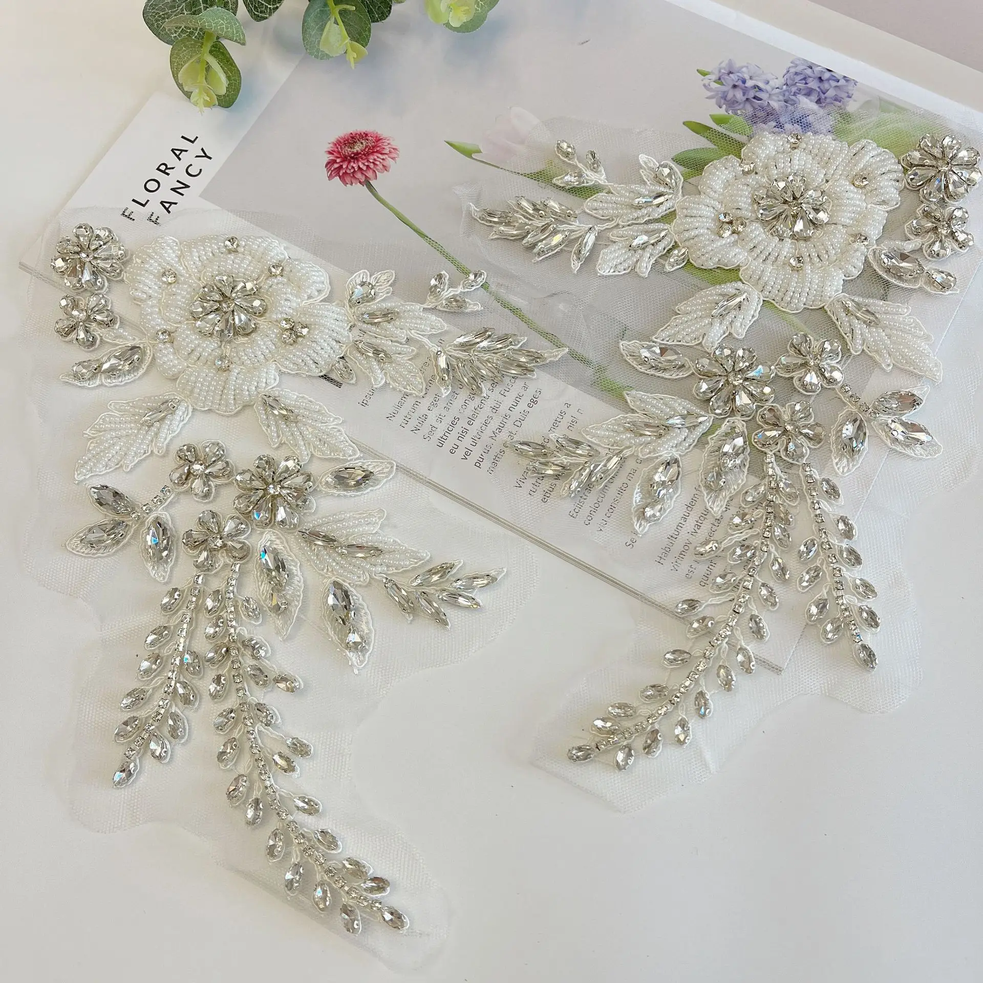 2pc/pair Luxury glass rhinestone beaded patches for clothes DIY sew on flower appliques for wedding dresses embroiderd applique