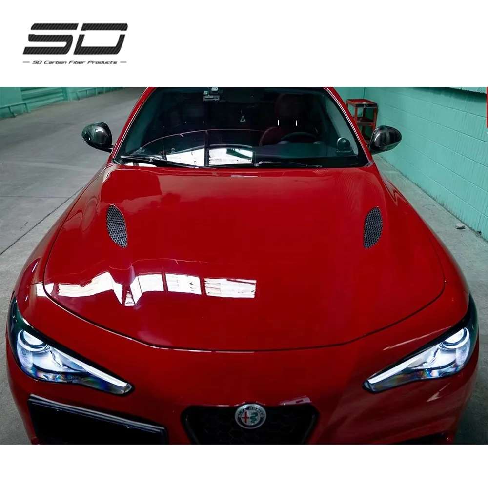 

High Quality Quadrifoglio Style Dry Carbon Fiber Engine Hood Bonnet For Alfa Romeo Giulia