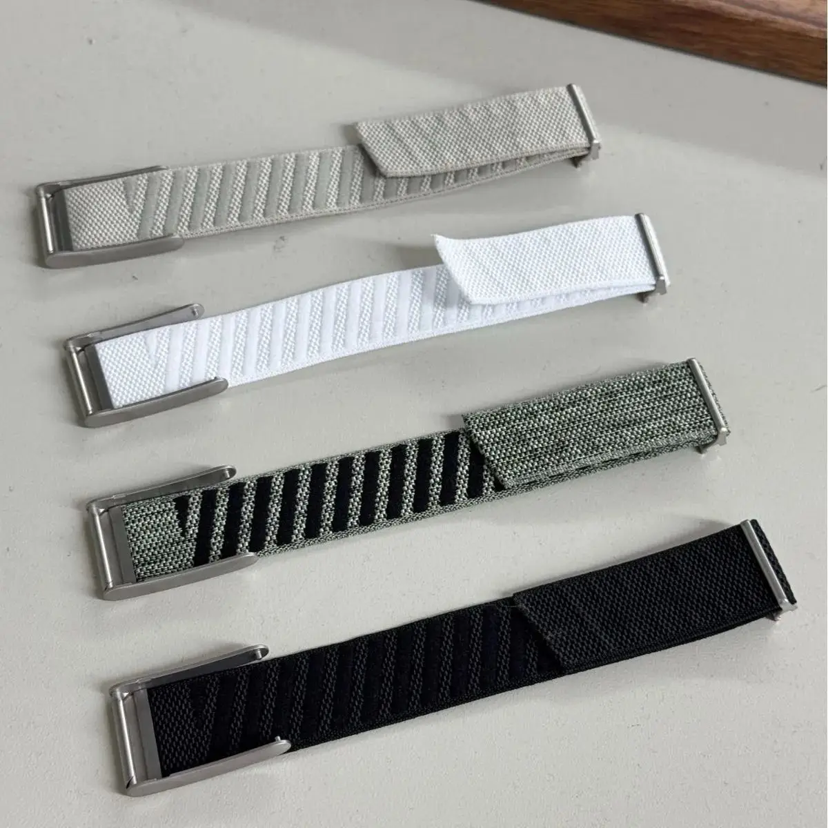 حزام مقاوم للماء ذو الرأسين لـ Whoop 5.0 حزام ساعة مرن Whoop 5.0mg سوار معصم ثنائي اللون حزام نايلون رسمي