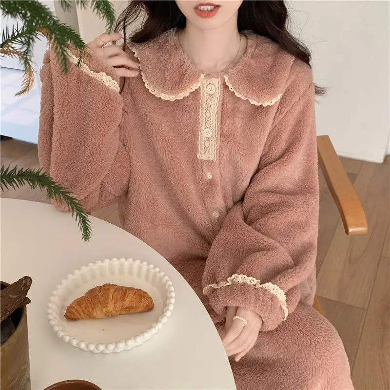 2024 Pajama Women Fall/Winter Coralline Homewear Flannel Extra Thick Winter Giant Size Extra fleece warm set