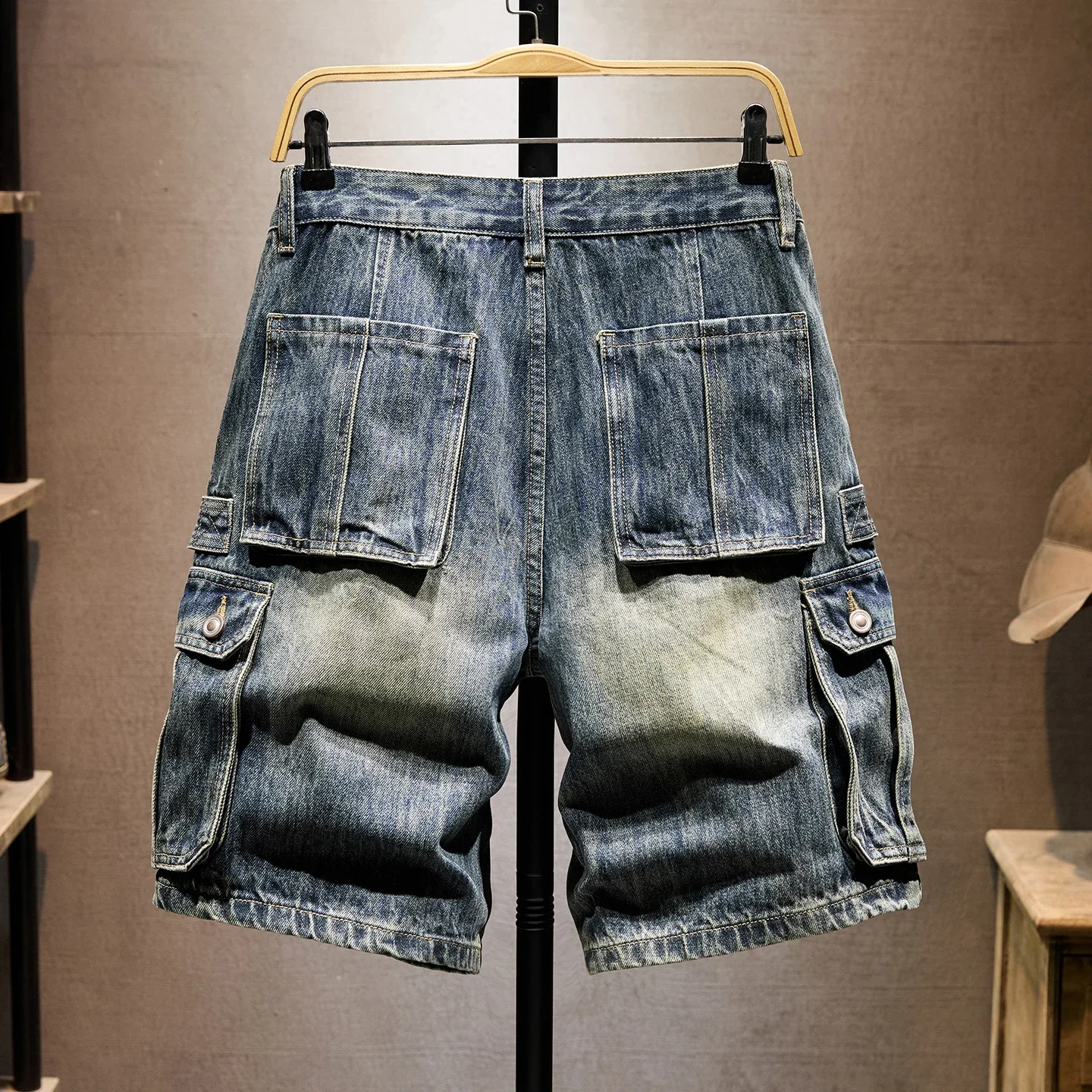 2026 summer brand multi-pocket button straight loose workwear denim shorts high quality classic retro men's casual jorts jeans