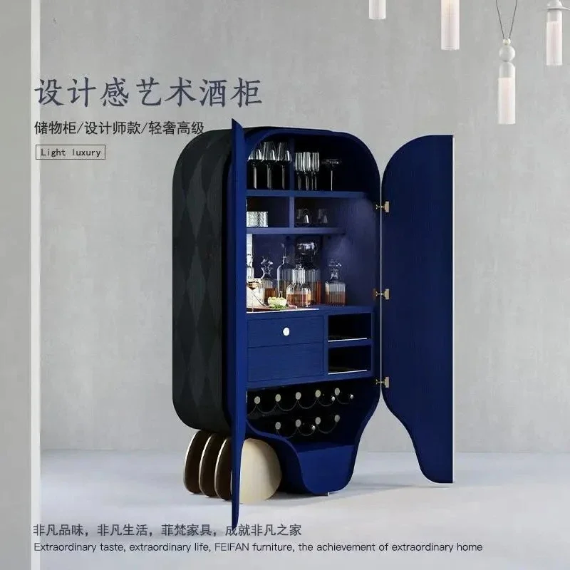 Art light luxury wine cabinet high-end Italian new designer villa locker high-end display cabinet