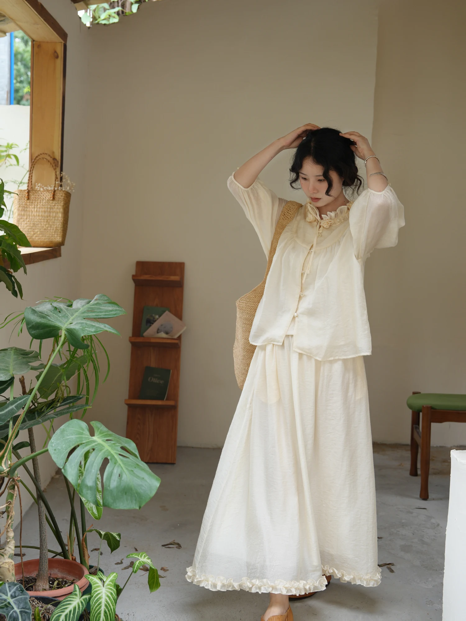 

Loose Fit Silk Blend irt with Elastic Waist Skirt f Sve V-Ne Color Summer Faion Women's Clothing