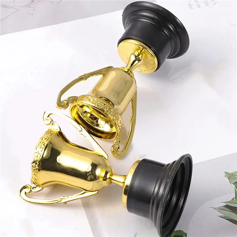 48 قطعة جائزة ذهبية صغيرة جوائز الكأس ديكور البلاستيك مكافأة جوائز رياض الأطفال هدية جوائز الكأس مع قاعدة سوداء