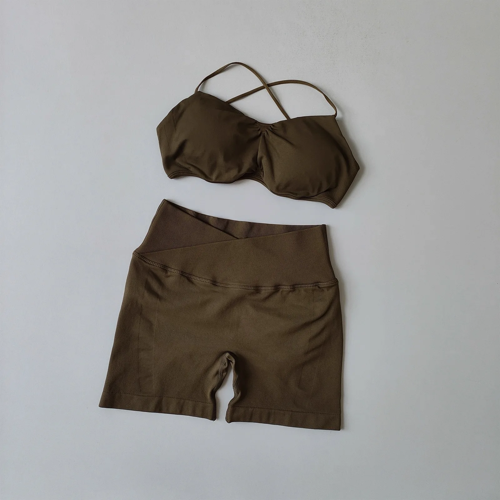2-teiliges Set aus Sport-BH und Shorts mit hoher Taille, Bauch- und Hüftformung, stoßdämpfend, Neckholder, Yoga-Set, Lauf- und Fitness-Set – Detail 11