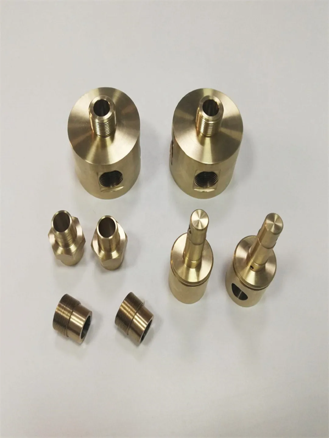 

Customized milling and CNC machining of metal mechanical parts in factories