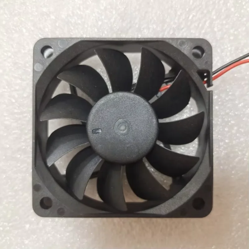 SUNON MF60152V2-1000U-A99 DC 24V 1.06W 60x60x15mm 2-Wire Server Cooling Fan